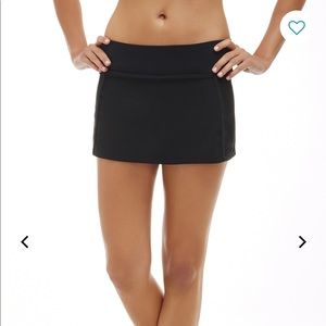 EUC Lorraine Fabletics skort